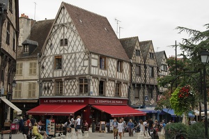 42 Bourges 04-08-17 19H17